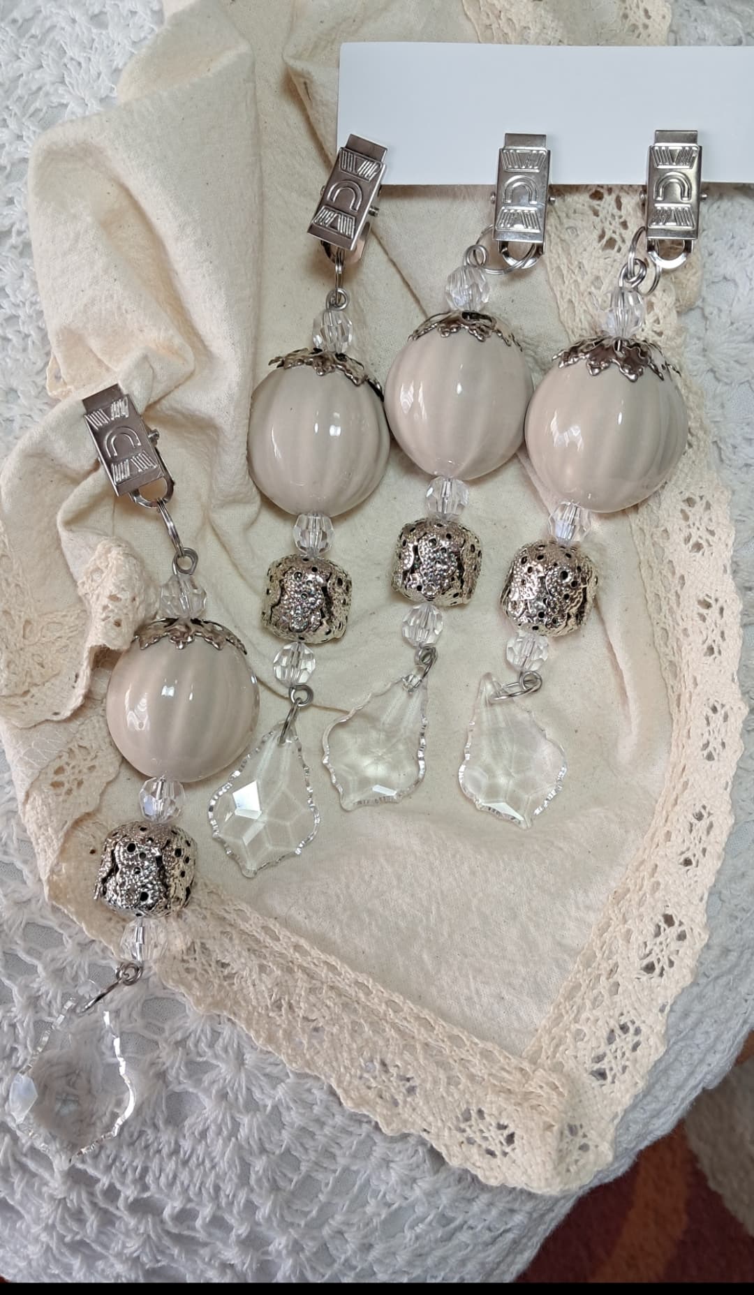 Set de 4 Sujetamanteles de Lujo