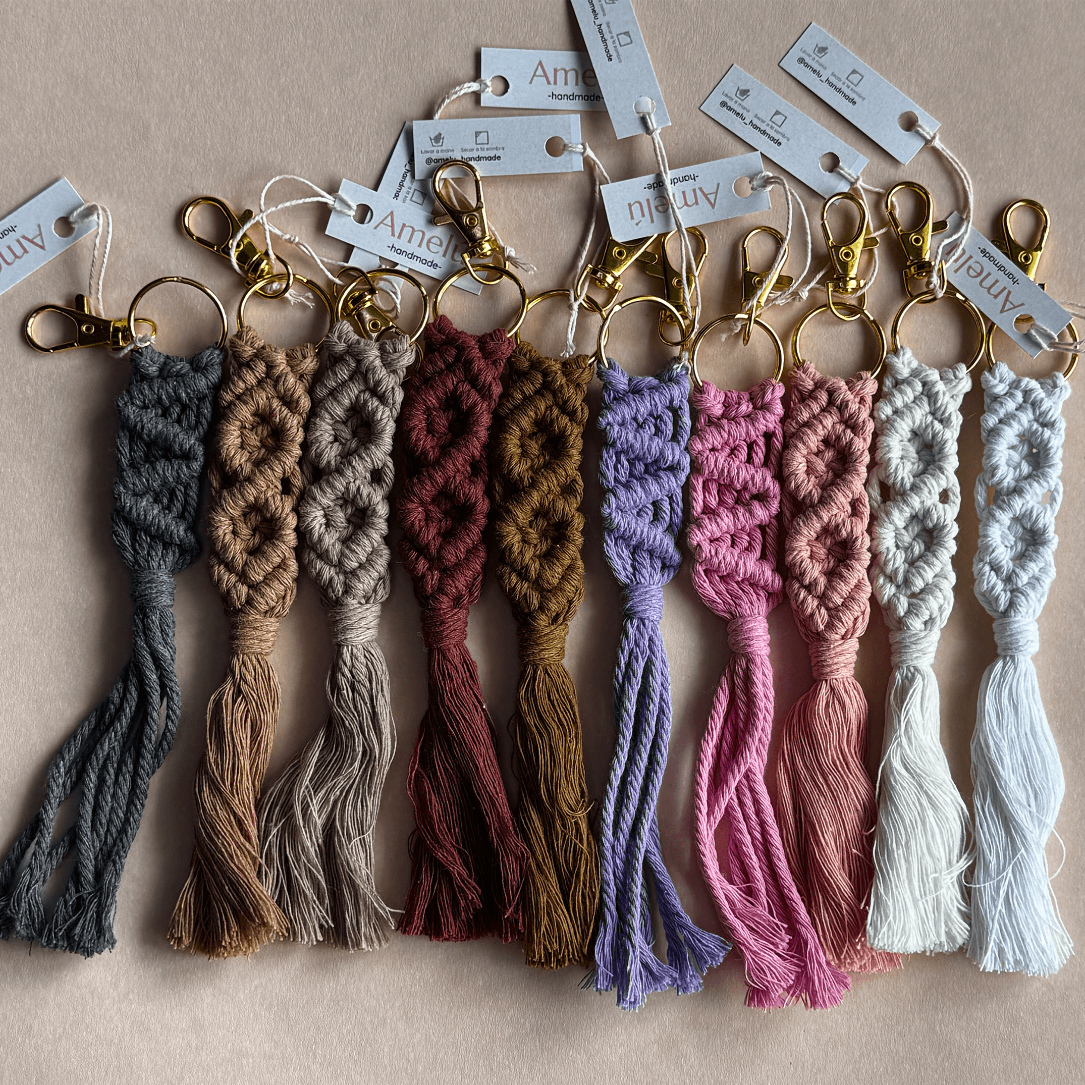 Llaveros de macramé