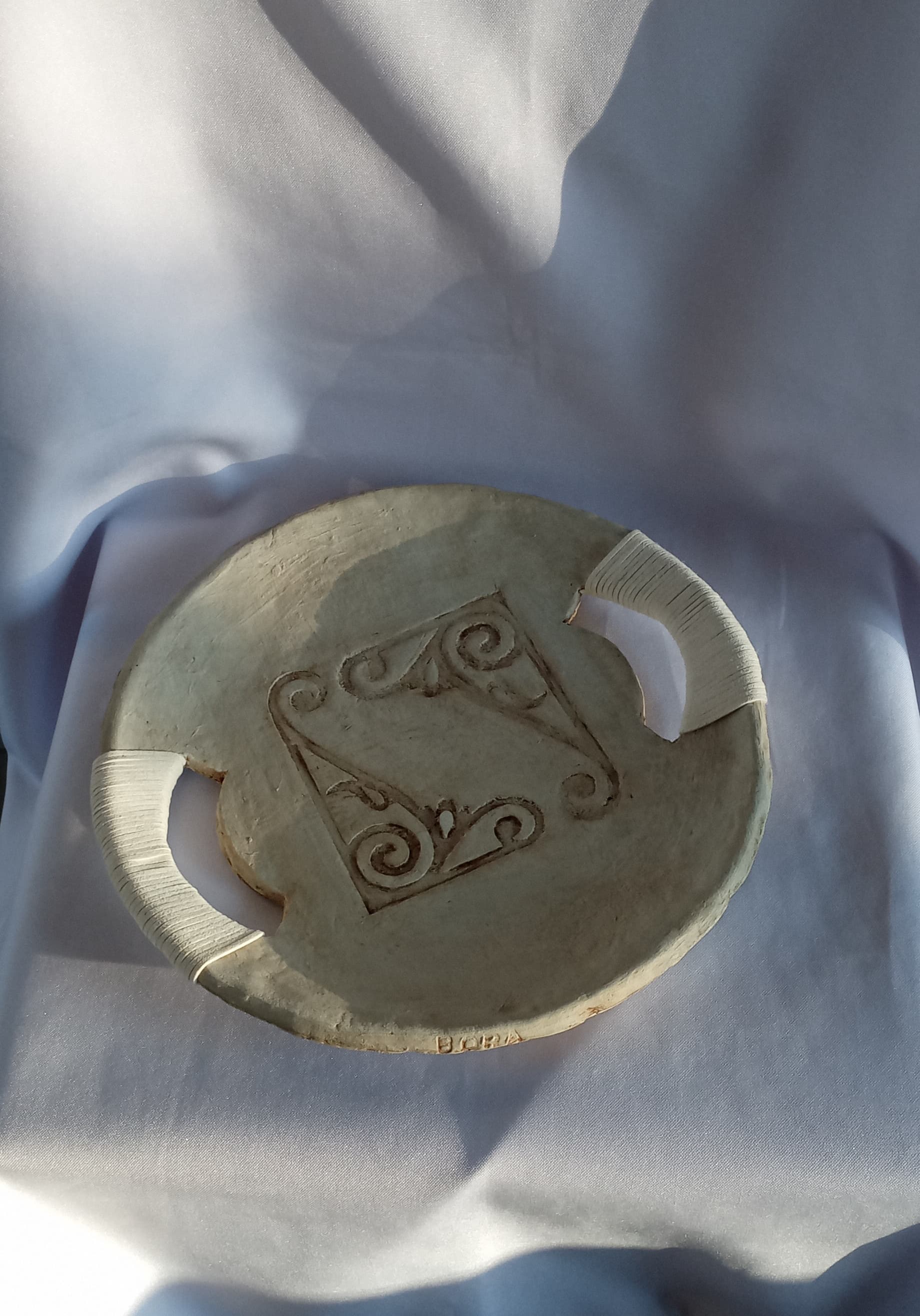 Plato decorativo elegante