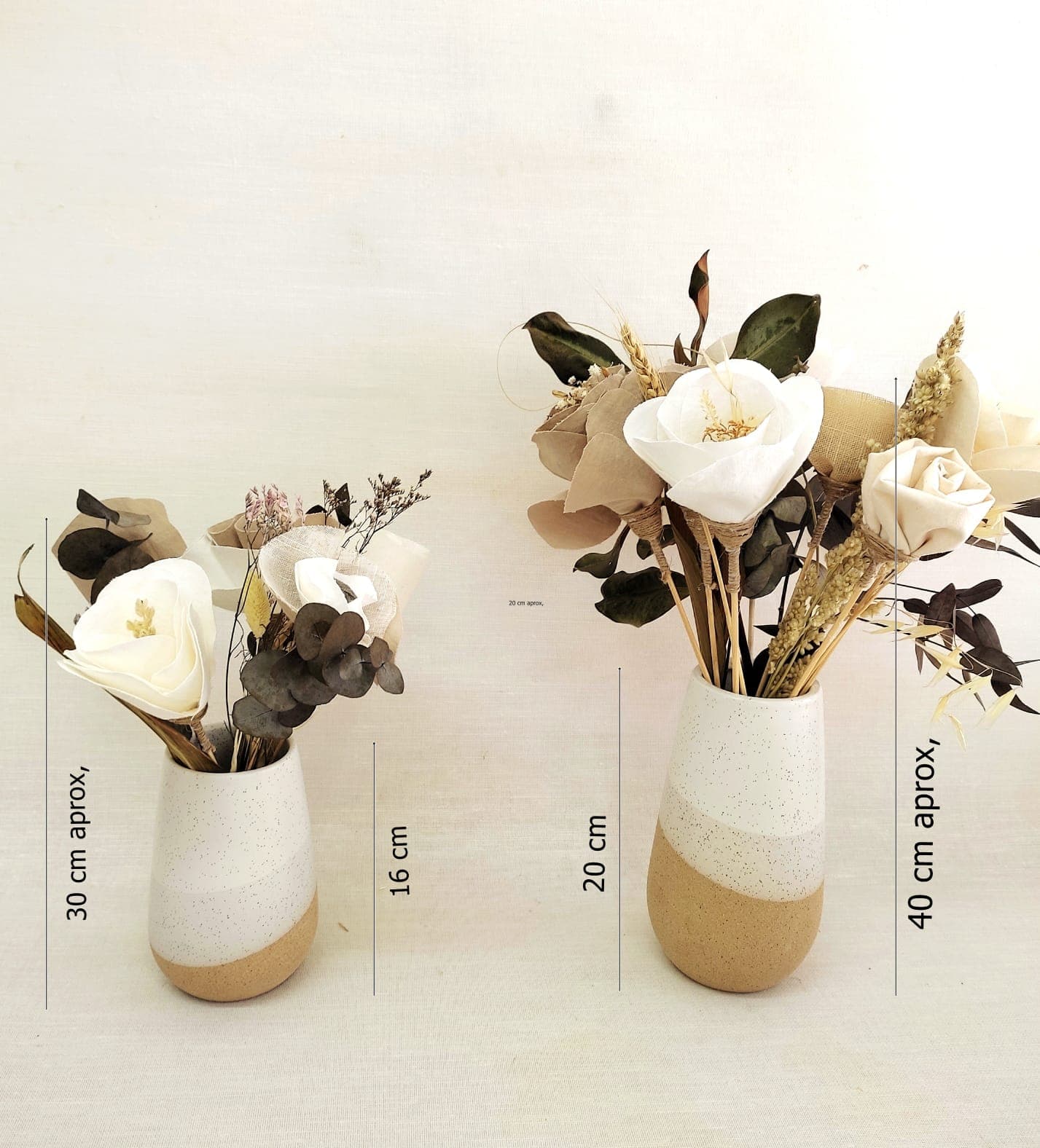 Ramo de flores de tela y flores secas