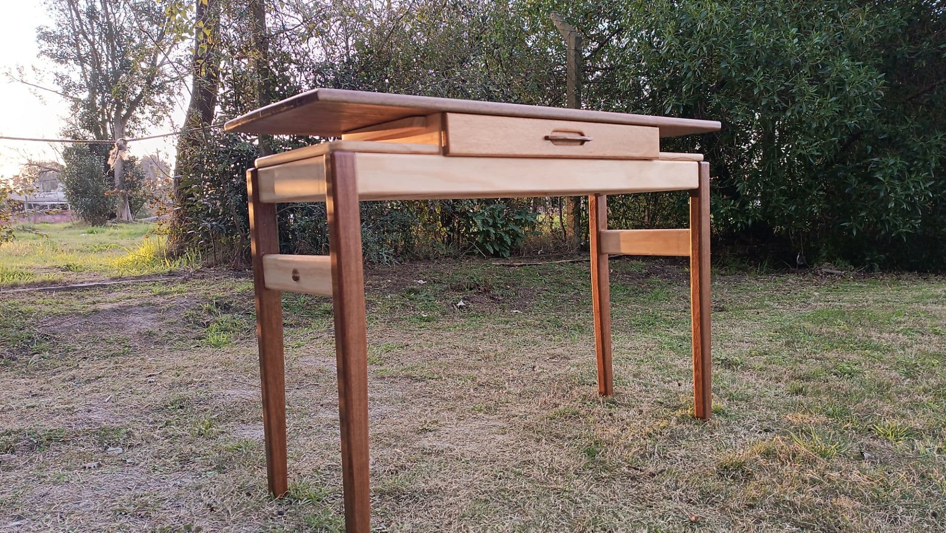 Escritorio de diseño, oferta por diciembre