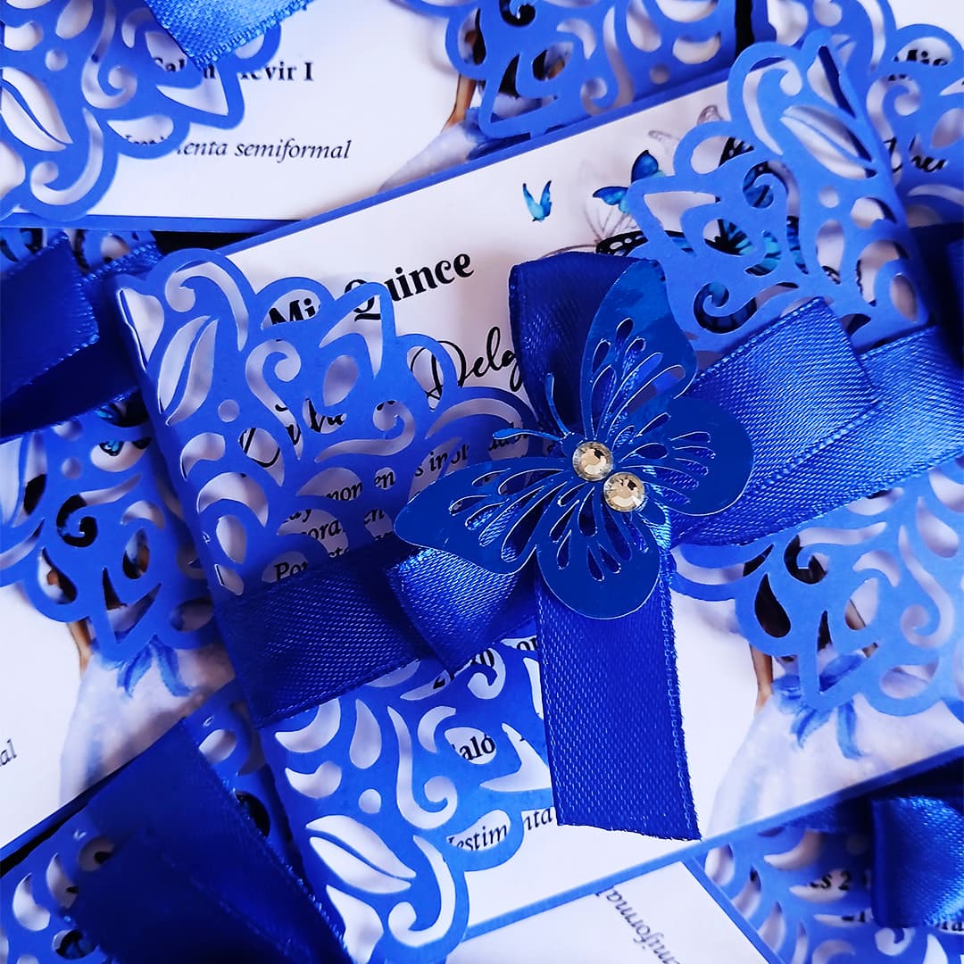 Invitaciones con sobre calado