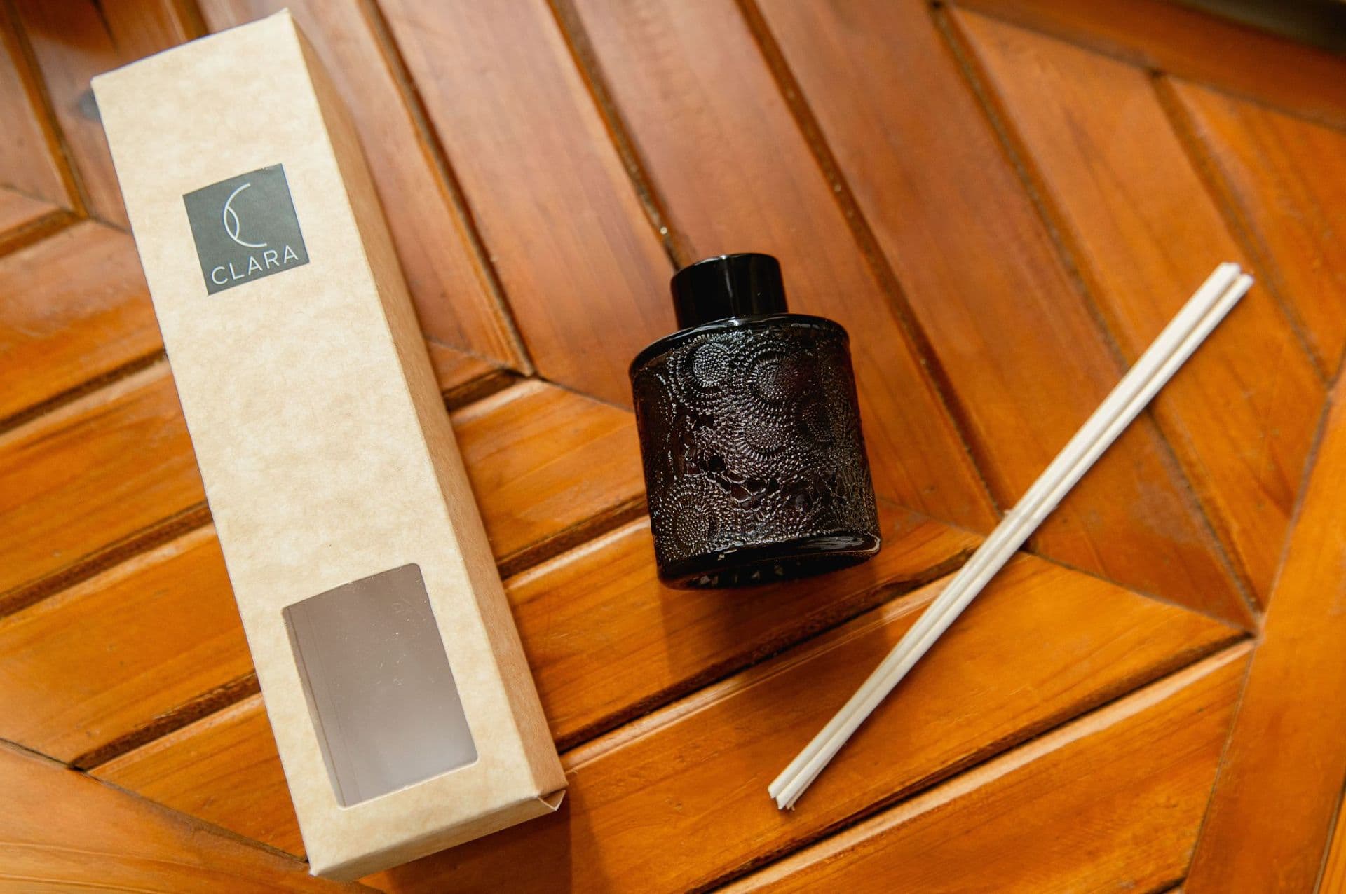 Aromatizador con varillas